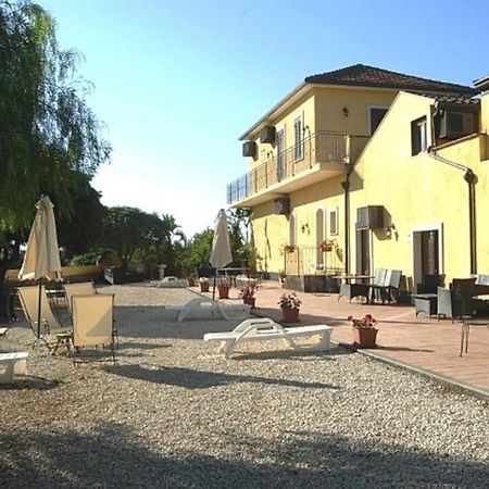 Oasi Del Fiumefreddo Villa Фиумефредо ди Сицилия Екстериор снимка
