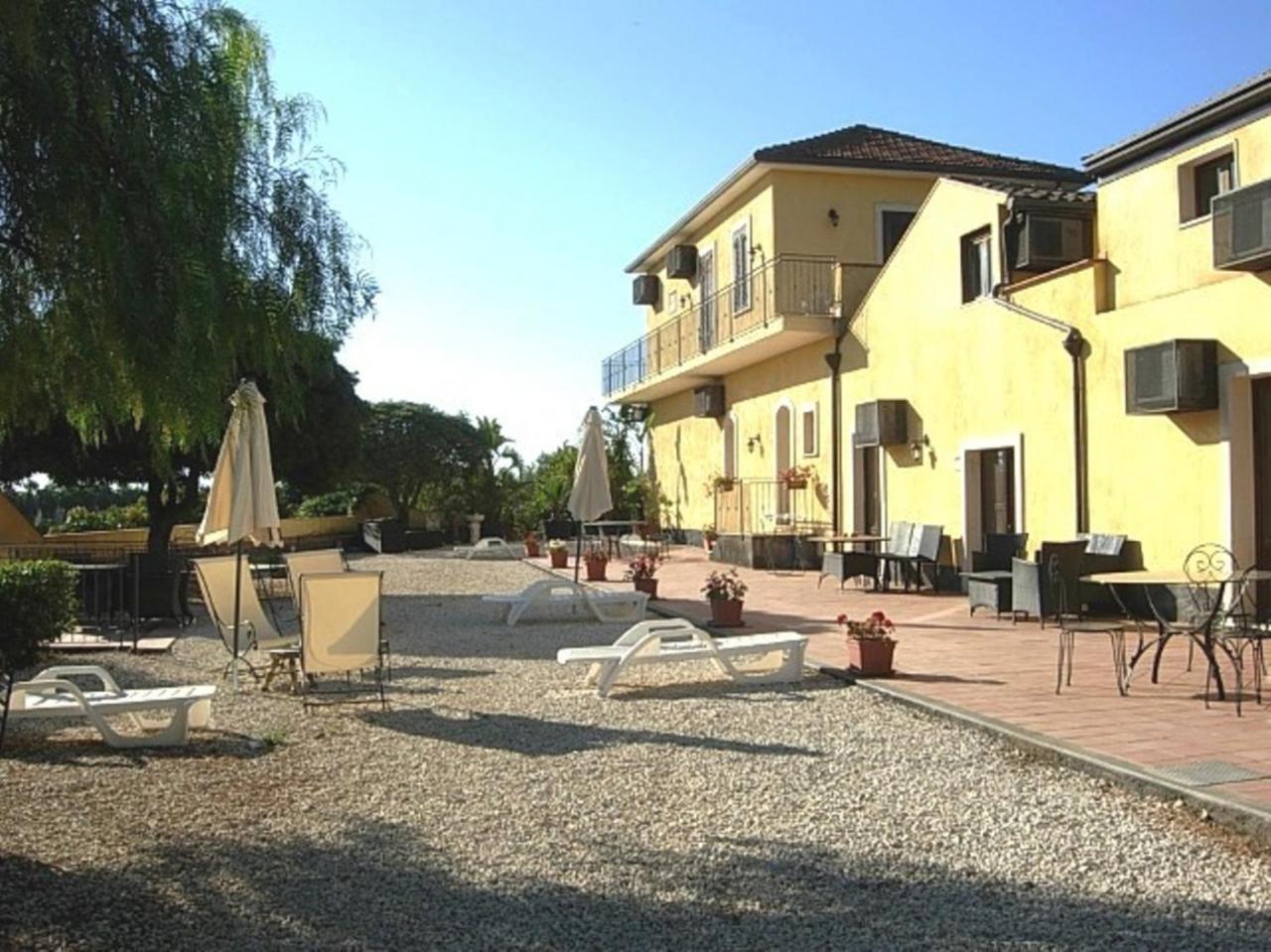 Oasi Del Fiumefreddo Villa Фиумефредо ди Сицилия Екстериор снимка